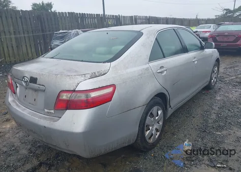 2008 Toyota Camry z USA, uszkodzony, nr VIN 4T1BE46K08U197536